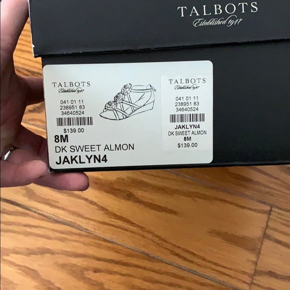 Sandals - Picture 2 of 5